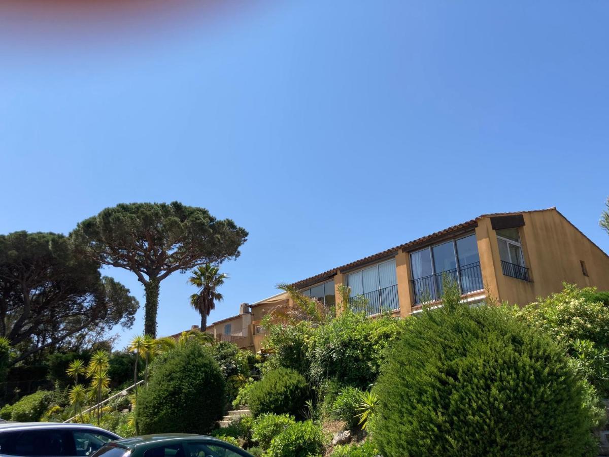 Appartement Vue Mer Golfe De Saint-Tropez Коголен Екстериор снимка